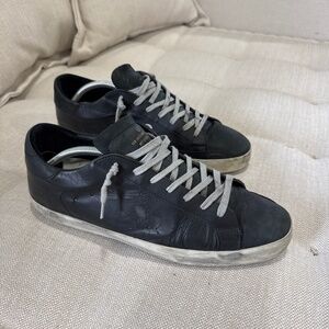 Golden Goose Sneakers in black Nappa leather with perforated star. EU45